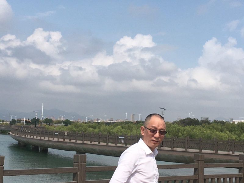 朗行天下的第一张照片--王婆说媒