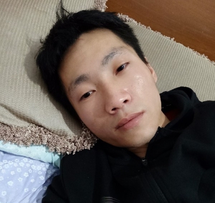 老鼠爱上猫的第一张照片--王婆说媒