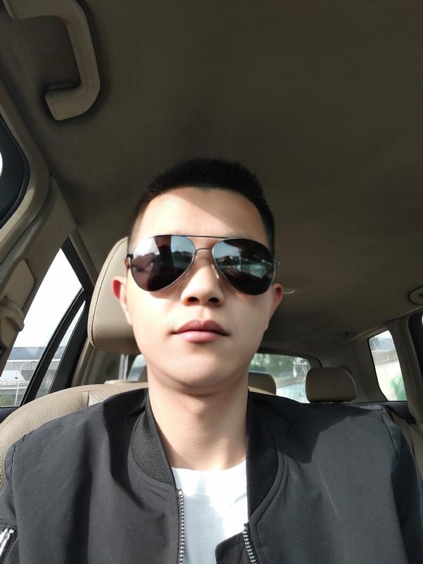 葛先生的第二张照片--王婆说媒