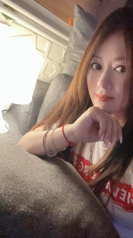 自信的第一张照片--王婆说媒