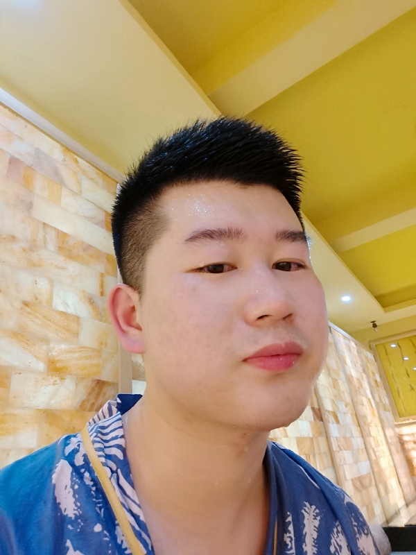 六月与阿十二的第一张照片--王婆说媒