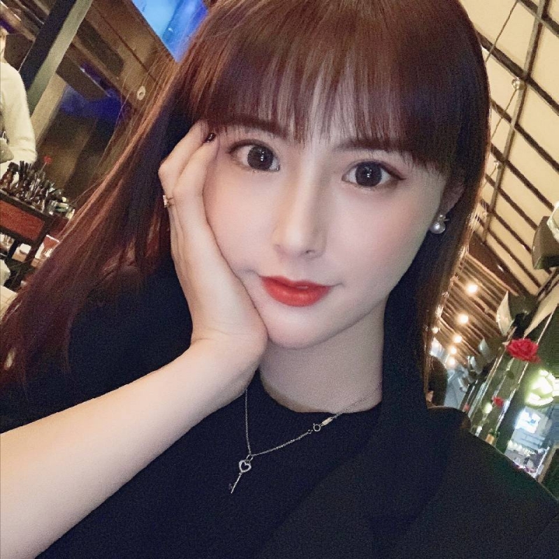 思彤的第一张照片--王婆说媒