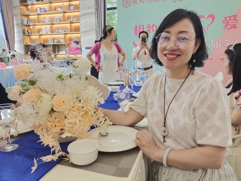 觉醒的第三张照片--王婆说媒