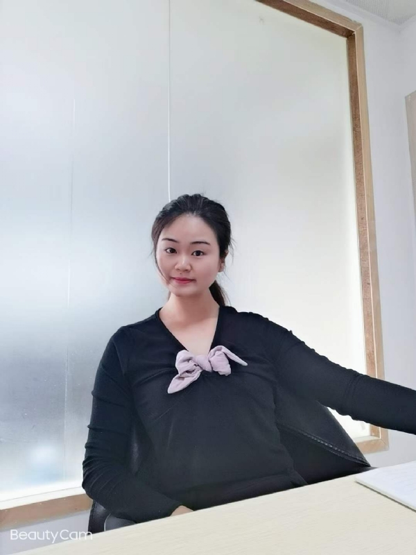美美在深的第一张照片--王婆说媒