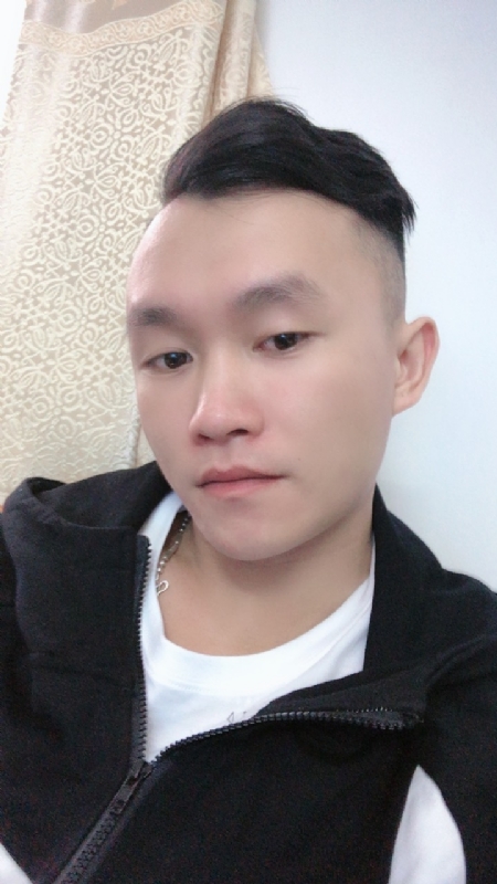 士多啤梨的第一张照片--王婆说媒