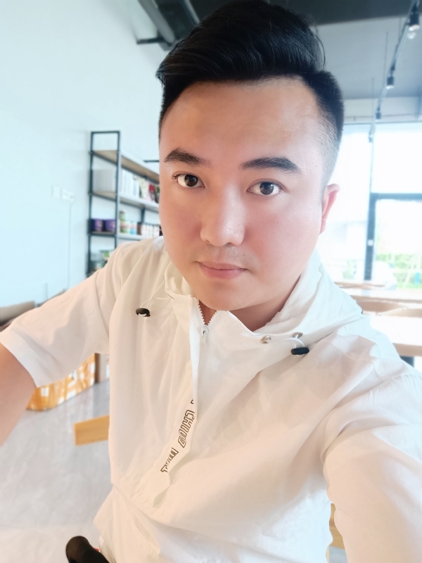 王先生的第一张照片--王婆说媒