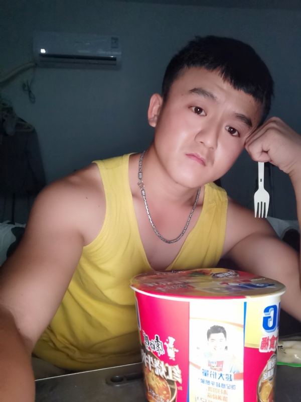 飞飞的第二张照片--王婆说媒