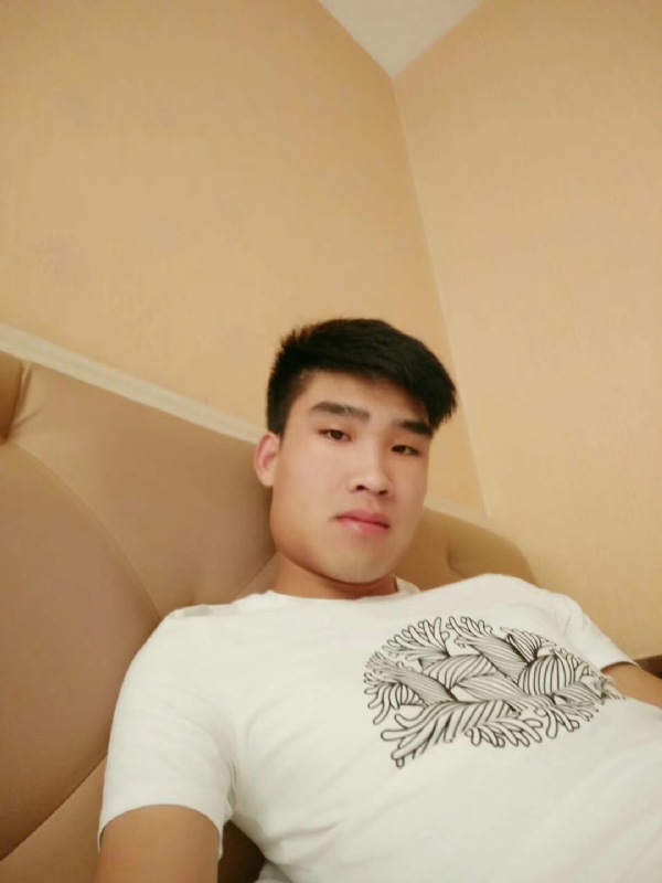 谁不曾孤单上路的第二张照片--王婆说媒