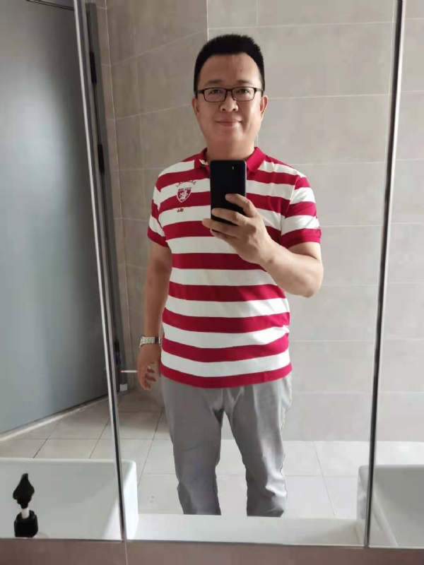 行走的打桩机的第二张照片--王婆说媒