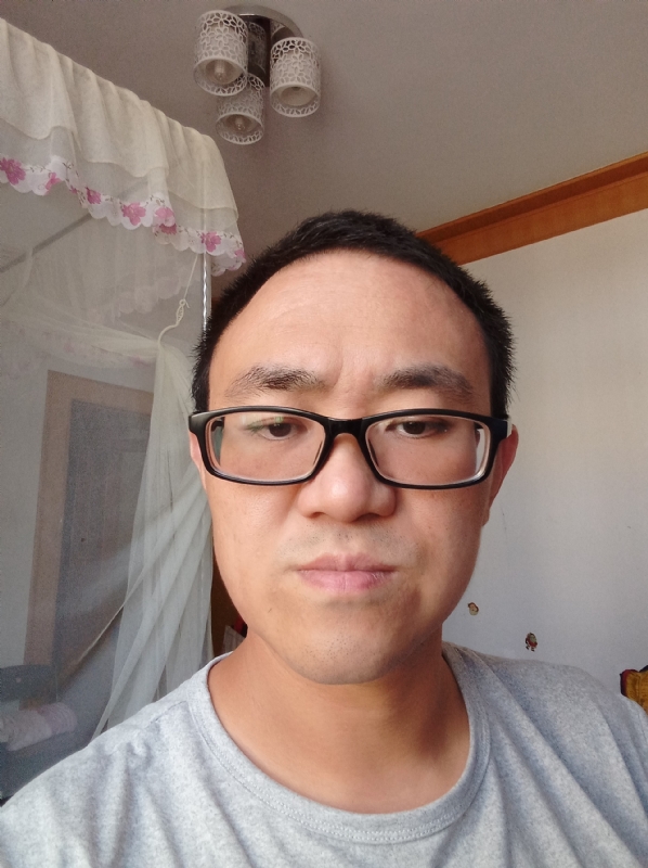 小涨常鸿的第一张照片--王婆说媒