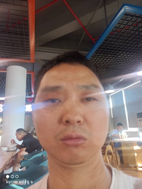 专情、互爱的第二张照片--王婆说媒