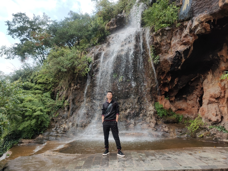 缘的第一张照片--王婆说媒