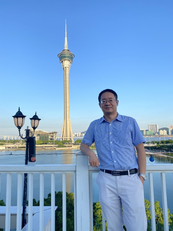 Yangyi的第三张照片--王婆说媒