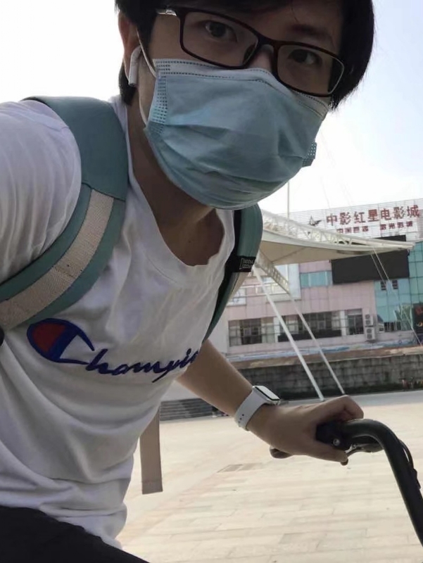 丁先生的第二张照片--王婆说媒