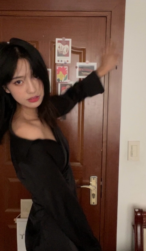 李美嘉的第三张照片--王婆说媒