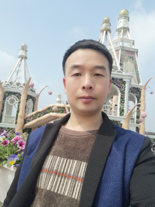 黎明的天空的第二张照片--王婆说媒