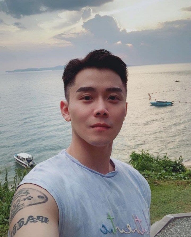 Aaron的第一张照片--王婆说媒