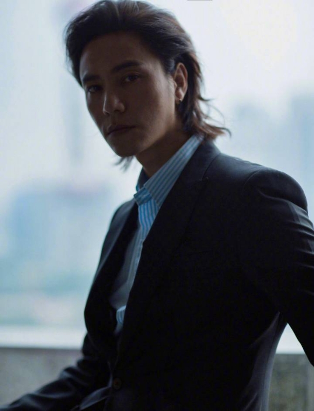 李嘉廷的第三张照片--王婆说媒