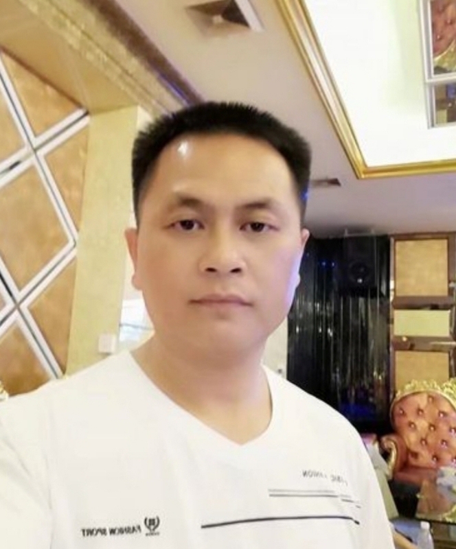 小梁的第二张照片--王婆说媒