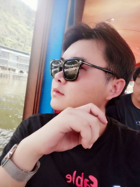 曲生的第二张照片--王婆说媒