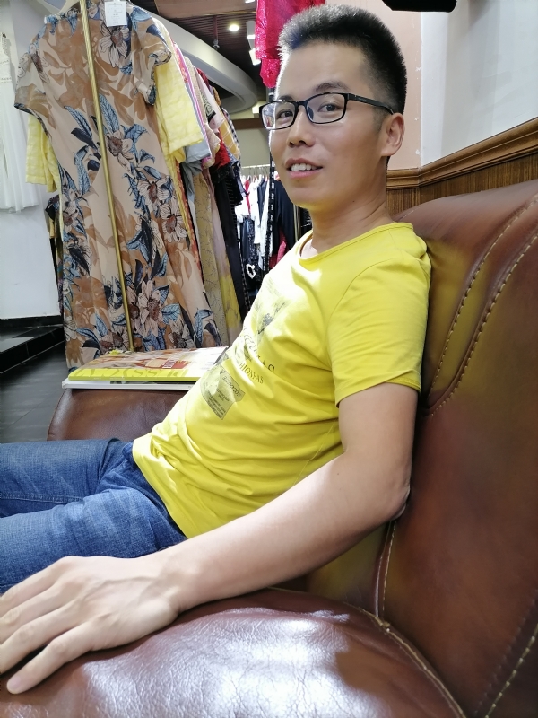 汪顺鹏的第一张照片--王婆说媒