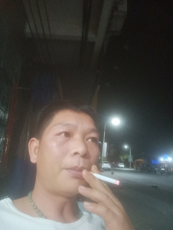 善解人意的第二张照片--王婆说媒