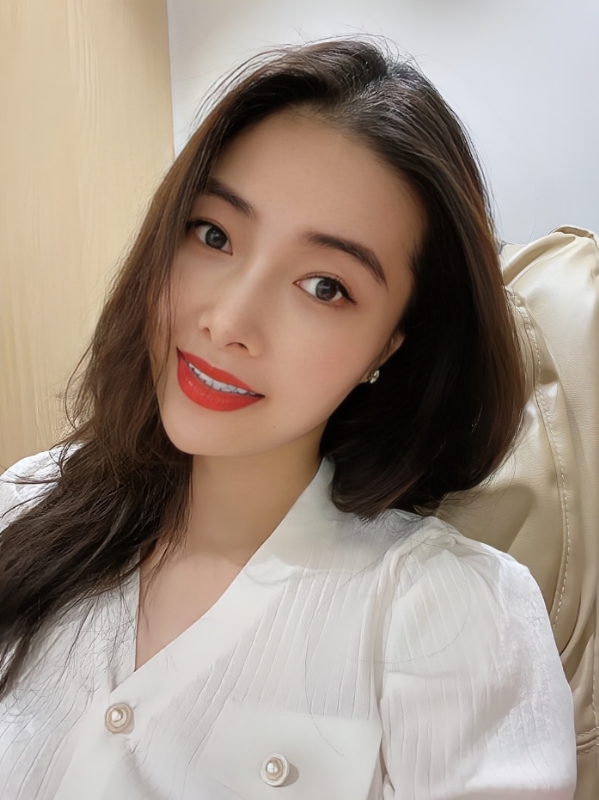 Tina的第一张照片--王婆说媒