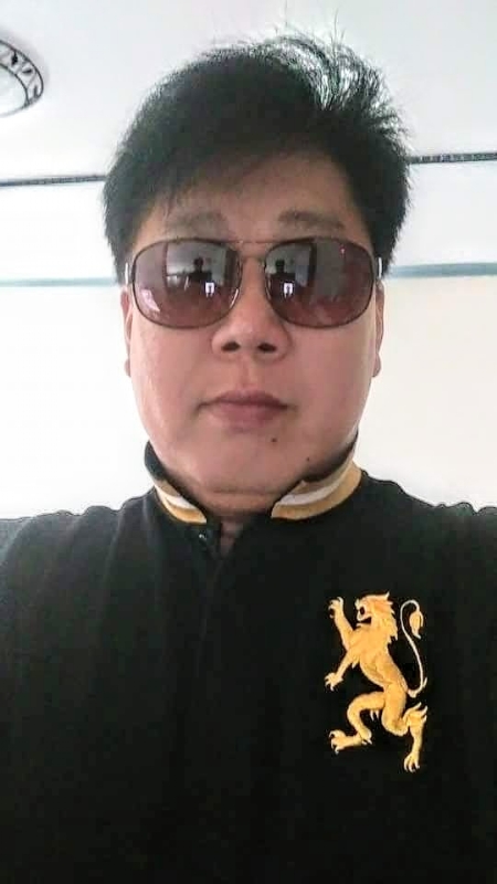 含笑半步癲的第一张照片--王婆说媒