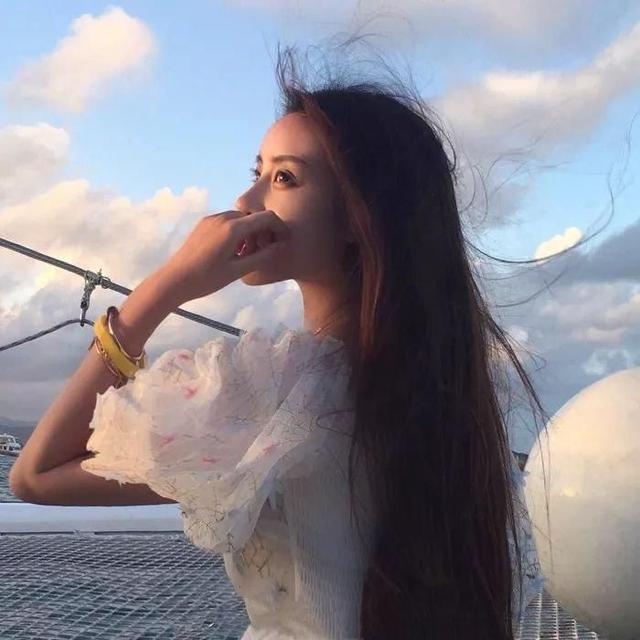 花想要的第一张照片--王婆说媒