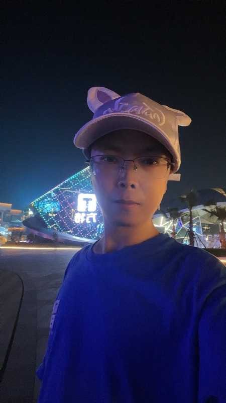 富贵使我们相遇的第一张照片--王婆说媒