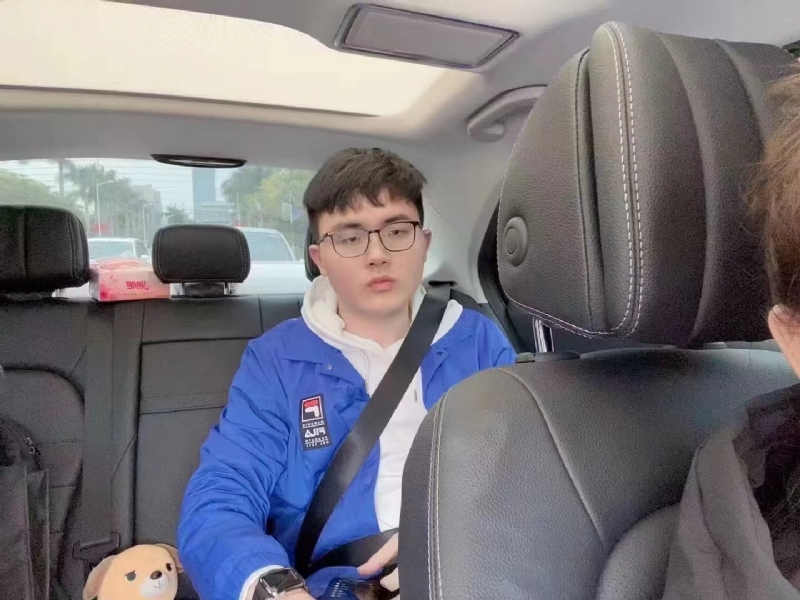 积木的第一张照片--王婆说媒