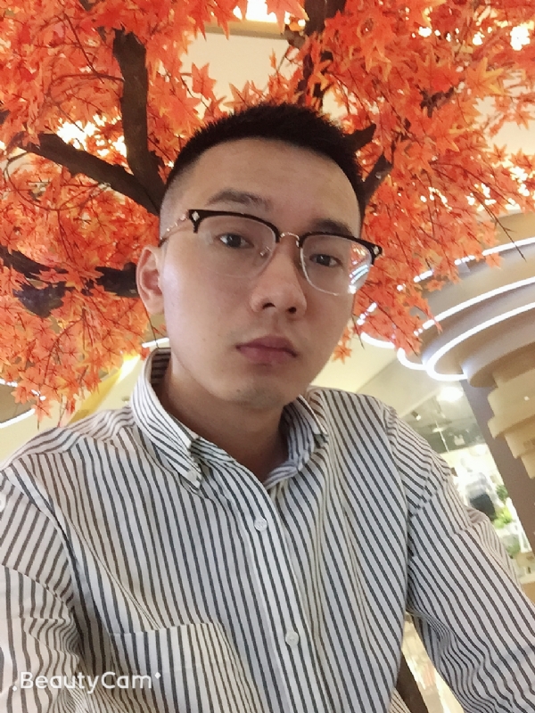 老-boy的第一张照片--王婆说媒