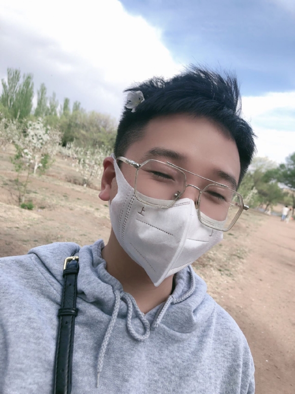 晨晨的第一张照片--王婆说媒
