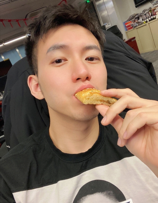 绝世大冤种的第二张照片--王婆说媒