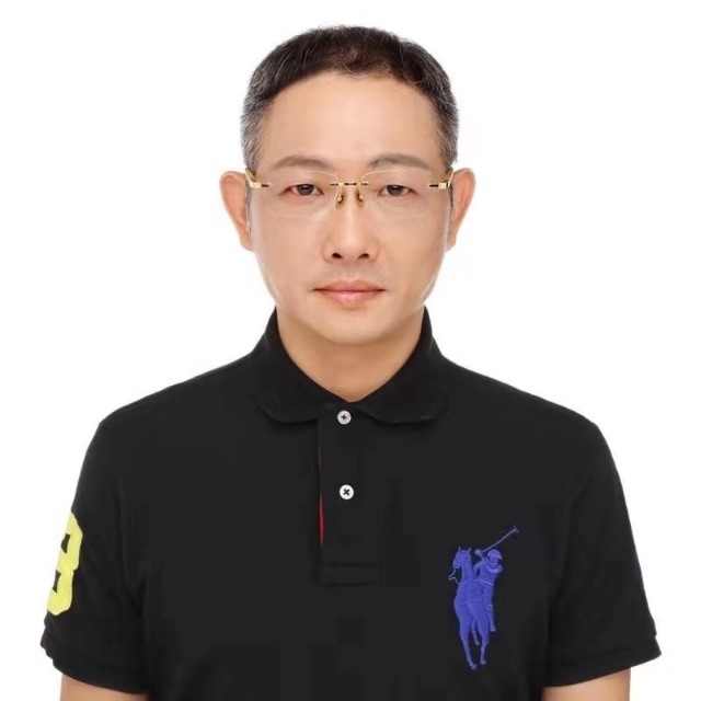 邱先森的第一张照片--王婆说媒
