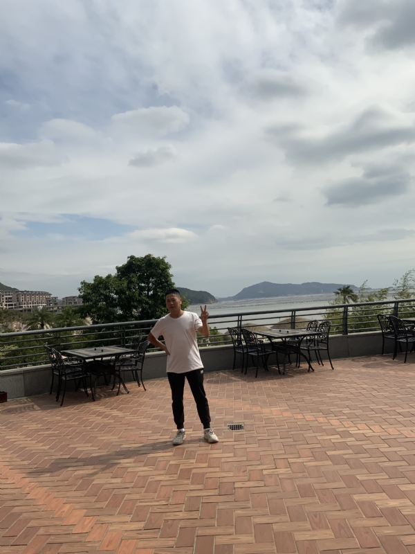 心酸瑟果的第一张照片--王婆说媒