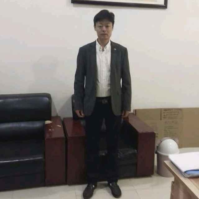 蓝天白云的第二张照片--王婆说媒