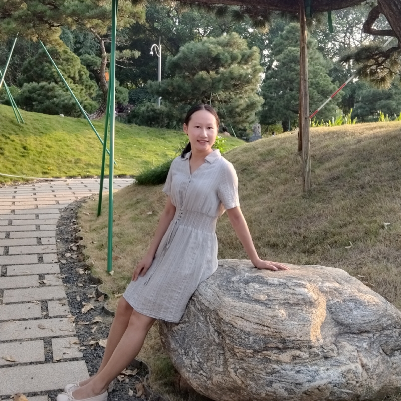 欣欣向荣的第一张照片--王婆说媒