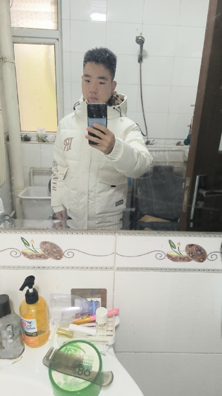小李的第一张照片--王婆说媒