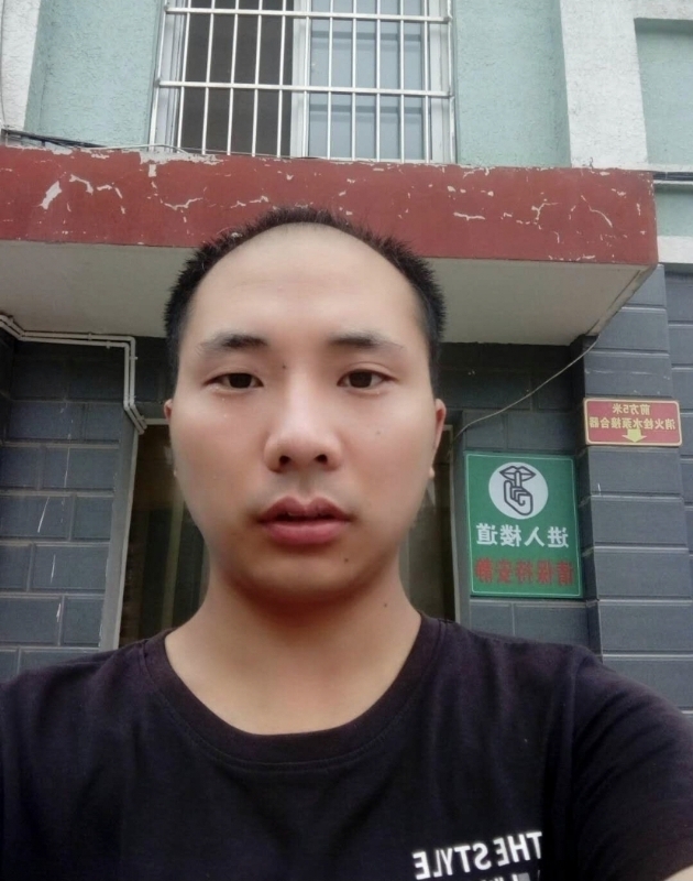 亮亮的第一张照片--王婆说媒