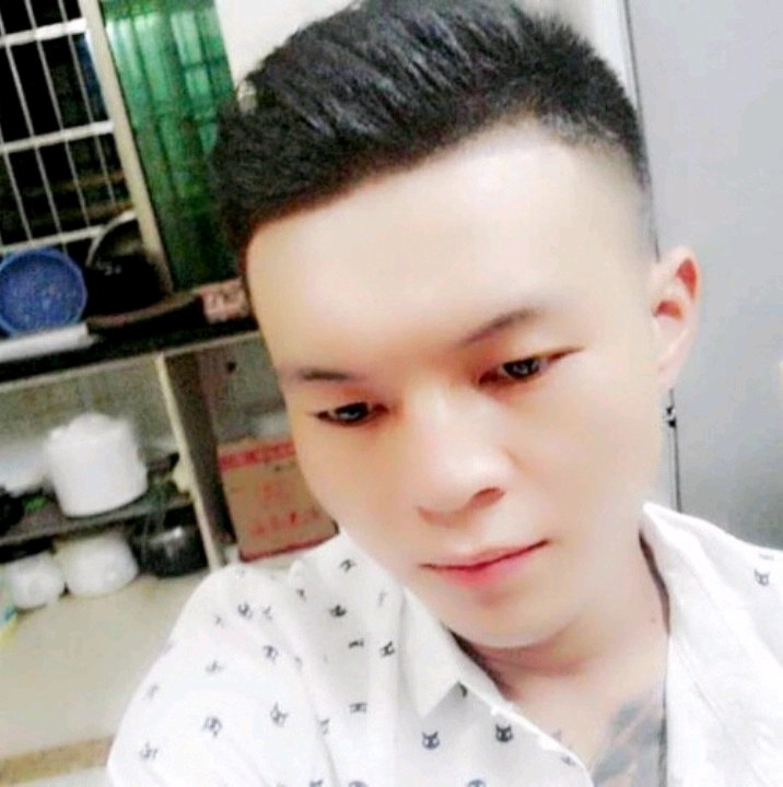 子龙的第一张照片--王婆说媒