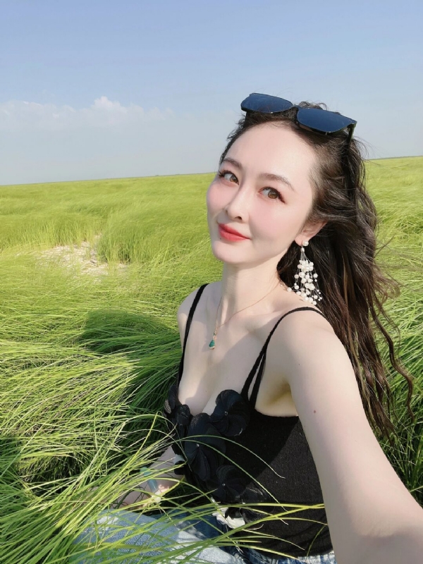 Anna的第一张照片--王婆说媒