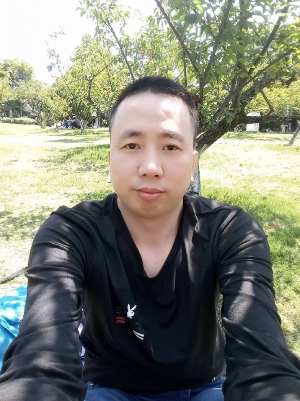 大图图的第一张照片--王婆说媒