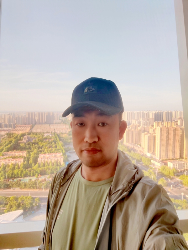 勇攀高峰的第一张照片--王婆说媒