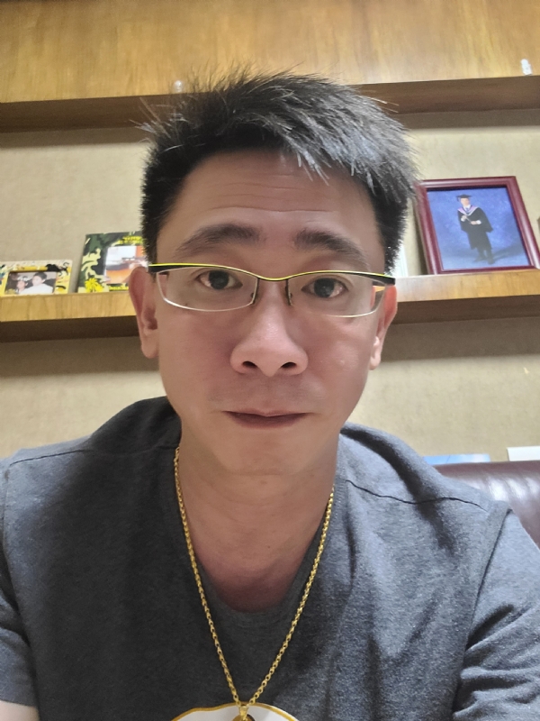 Kam的第一张照片--王婆说媒