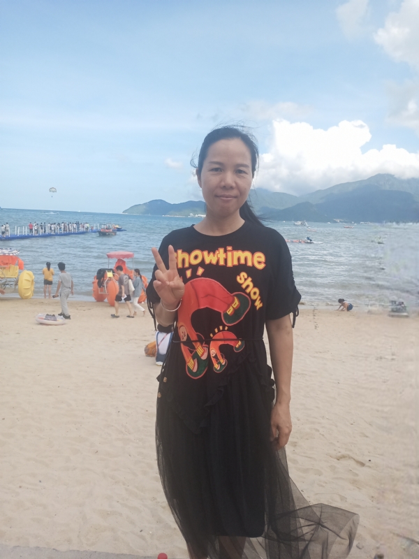 容容的第一张照片--王婆说媒