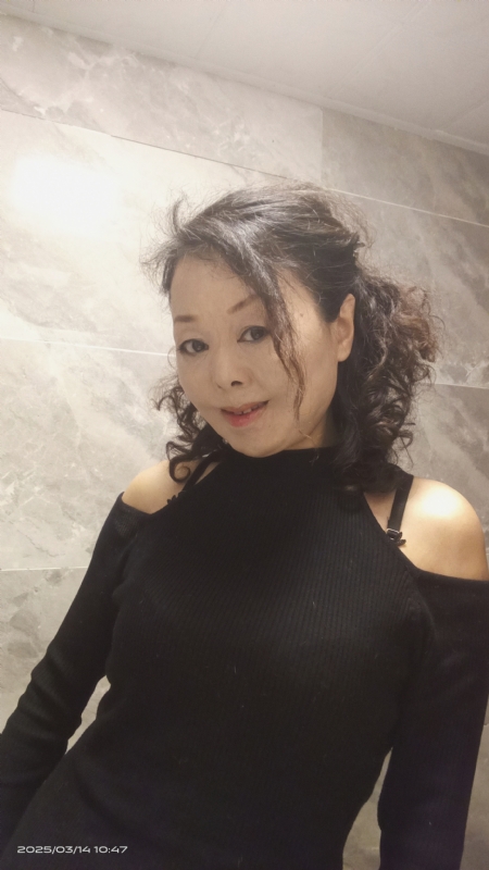 阿春的第三张照片--王婆说媒