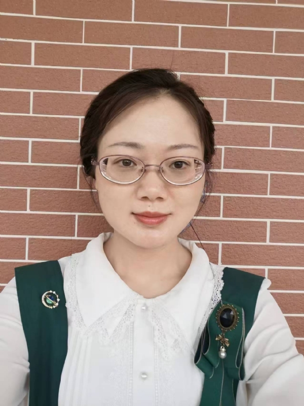 Lily的第二张照片--王婆说媒