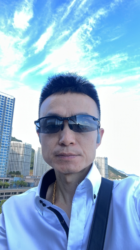 秀丽丝的第一张照片--王婆说媒