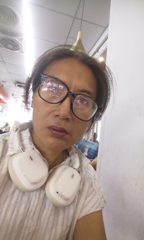 冬天的蔷薇的第三张照片--王婆说媒